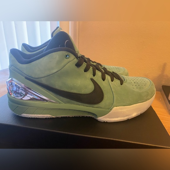 Nike Kobe 4 Protro Girl Dad Men Size 11.5 NEW